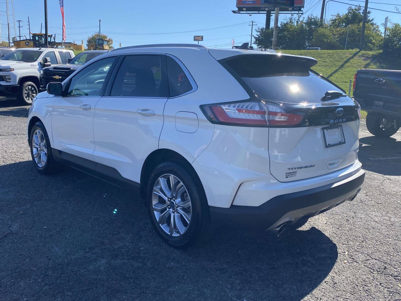 Used 2022 Ford Edge Titanium AWD/4WD image 6