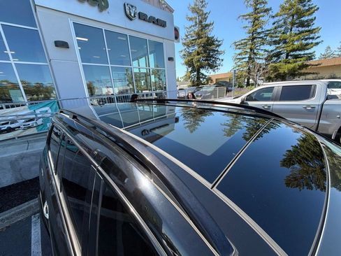 Used 2018 Mercedes-Benz GLS 550 4MATIC w/ Driver Assistance Package image 2
