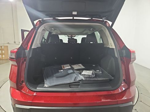 New 2026 Nissan Rogue SV AWD/4WD image 21