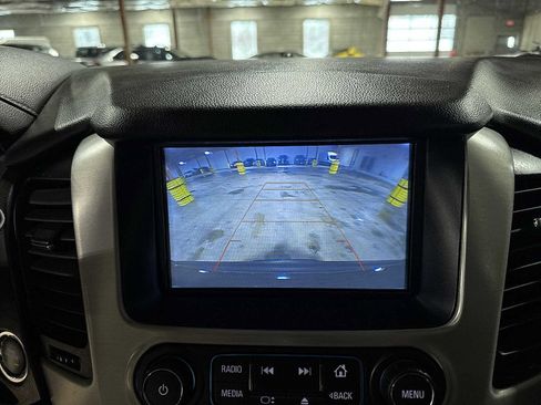 Used 2020 GMC Yukon XL SLT w/ Premium Edition image 27