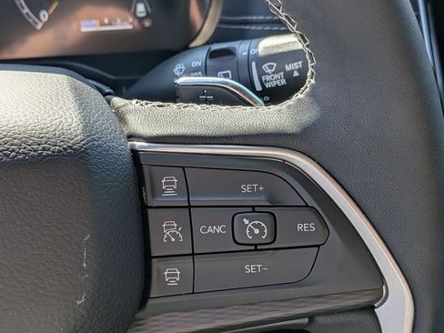 Certified 2024 Jeep Grand Cherokee Altitude AWD/4WD image 16