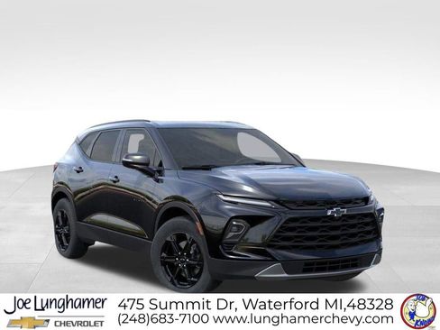 New 2026 Chevrolet Blazer LT w/ Midnight/Sport Edition AWD/4WD image 18
