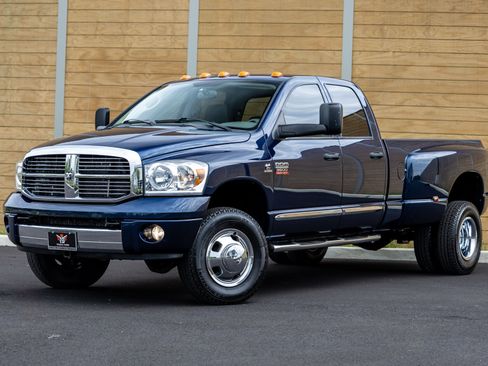 Used 2008 Dodge Ram 3500 Truck Laramie w/ Trailer Tow Group AWD/4WD image 5
