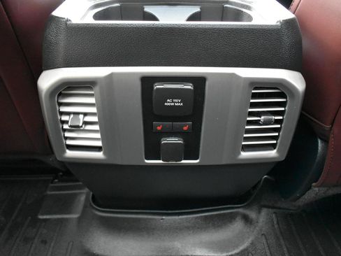 Used 2016 Ford F150 Platinum w/ Equipment Group 701A Luxury AWD/4WD image 39