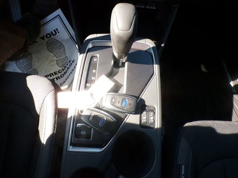 Used 2025 Subaru Crosstrek 2.0i Premium image 30