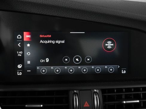 New 2025 Alfa Romeo Giulia w/ Driving Assist Package image 35