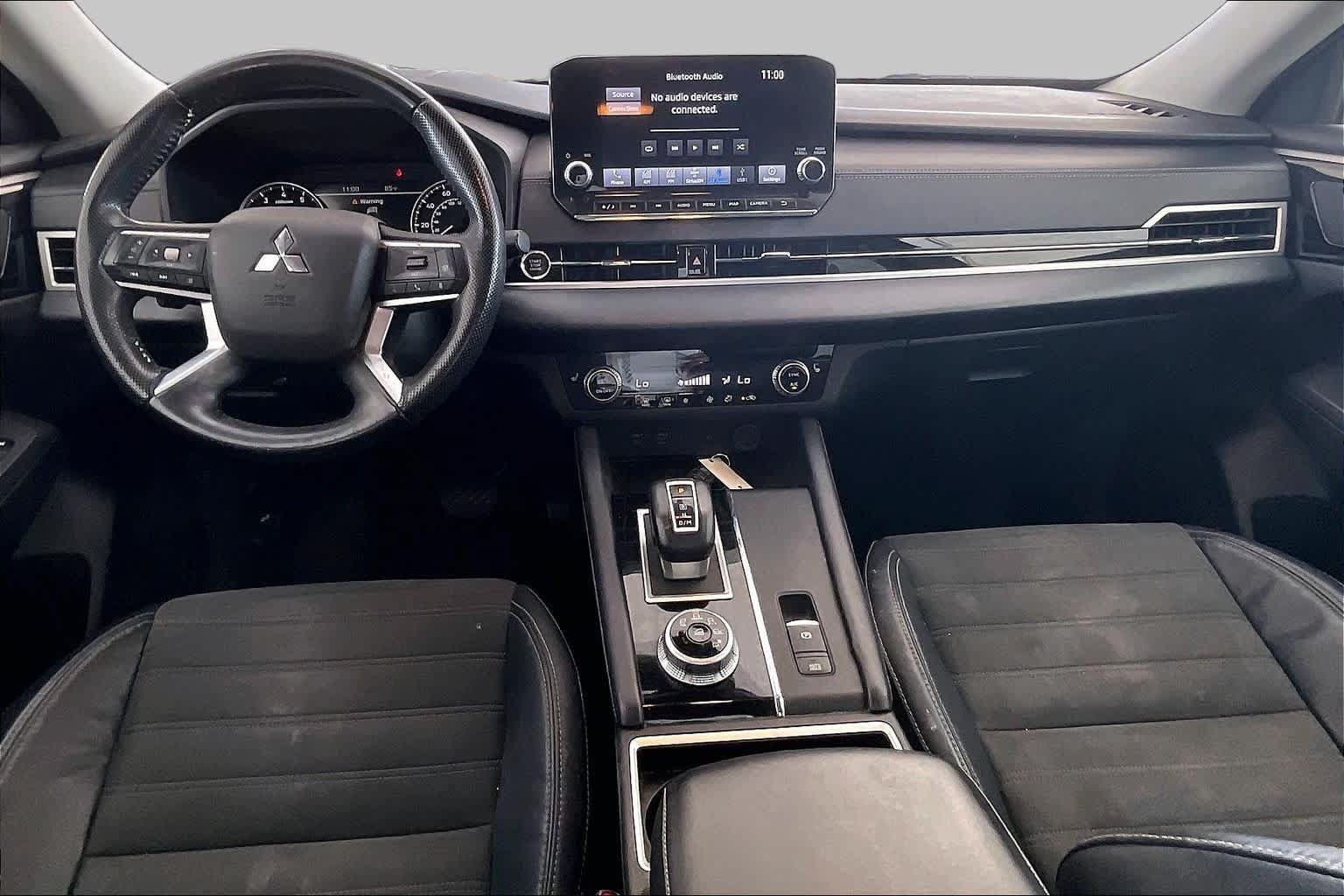 Used 2022 Mitsubishi Outlander SE FWD image 16