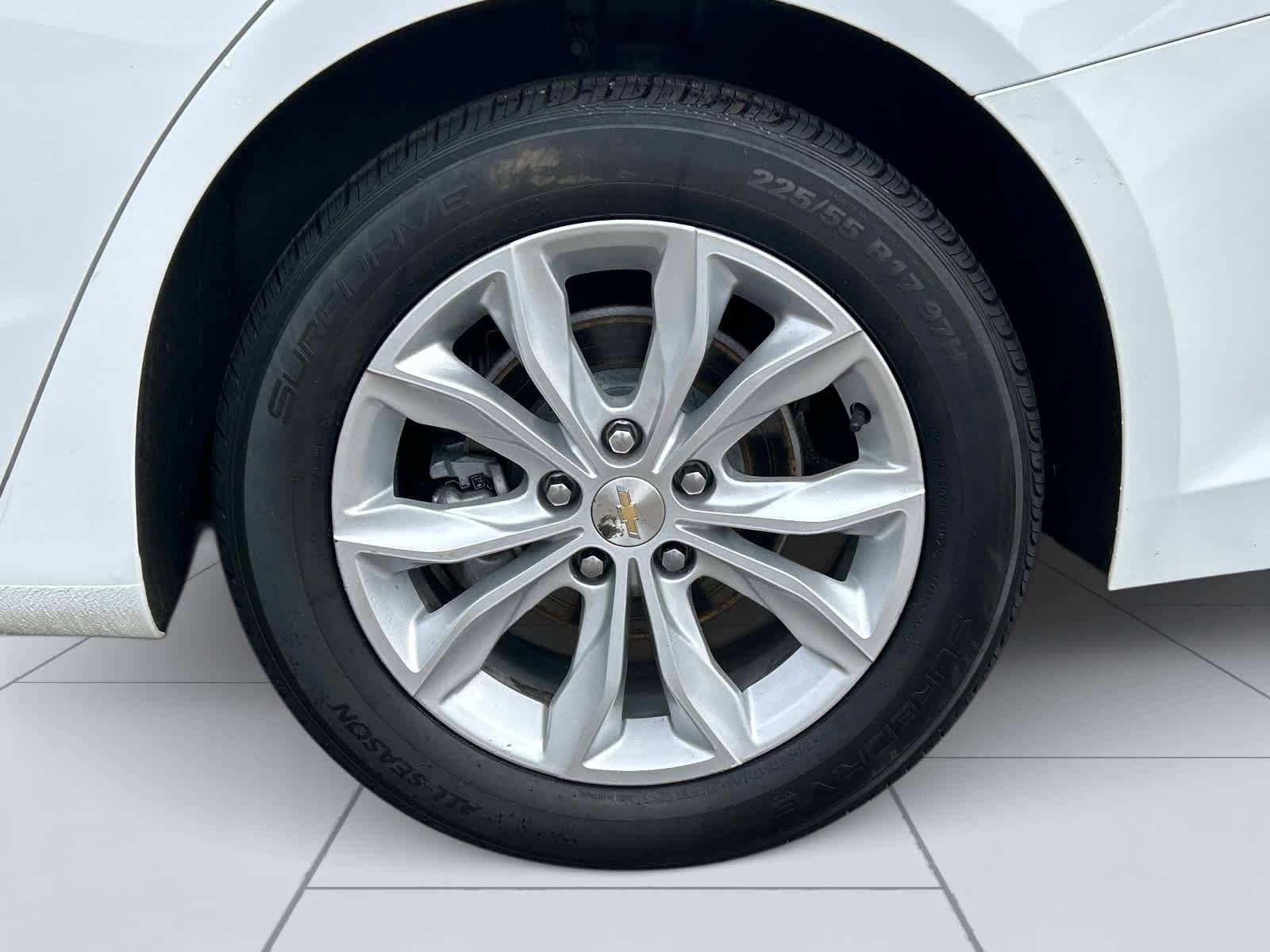 Used 2023 Chevrolet Malibu LT FWD image 12