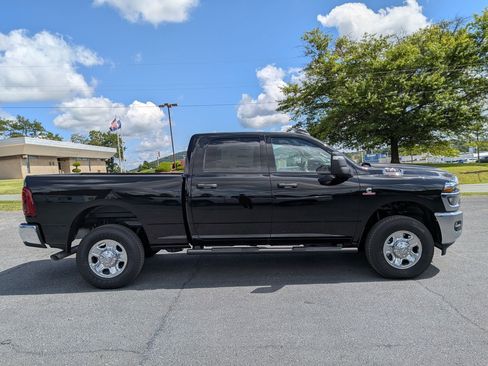 New 2025 RAM 2500 Tradesman image 4