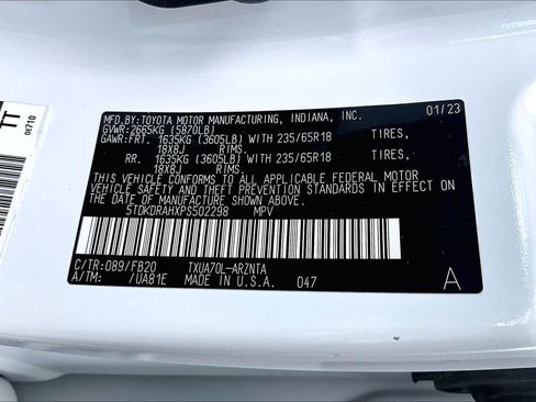 Used 2023 Toyota Highlander LE FWD image 36