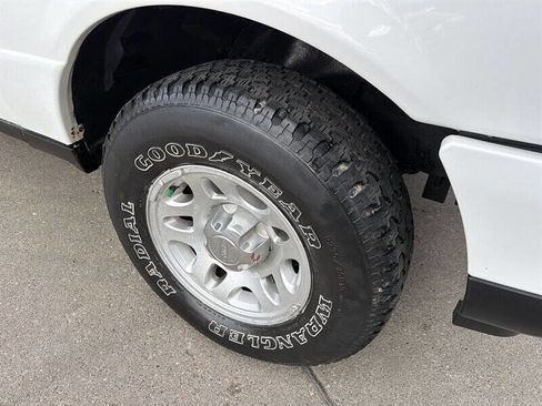 Used 2011 Ford Ranger XLT image 10