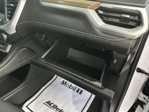 Used 2023 GMC Acadia SLE w/ Driver Convenience Package image 27