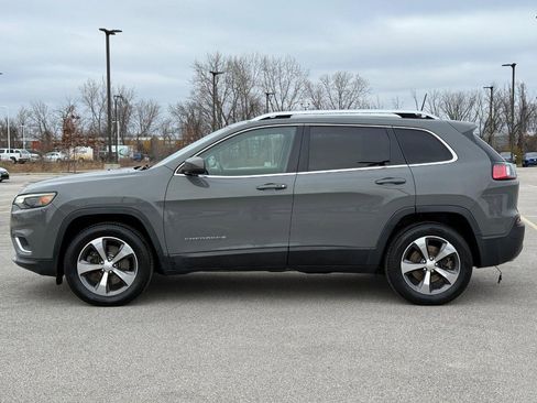 Used 2020 Jeep Cherokee Limited image 2