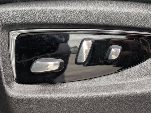 Used 2019 Cadillac Escalade ESV Luxury image 20