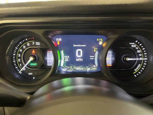Used 2024 Jeep Wrangler Unlimited AWD/4WD image 22