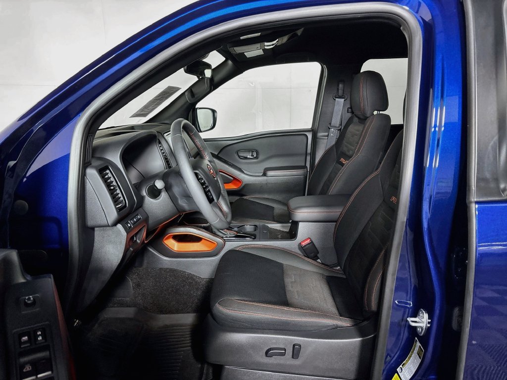 Used 2022 Nissan Frontier PRO-4X AWD/4WD image 11