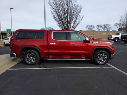 Used 2023 GMC Sierra 1500 SLT w/ SLT Premium Plus Package image 11