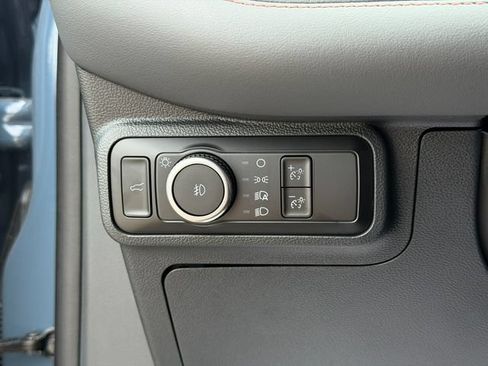 Used 2026 Ford Explorer Active w/ Active Comfort Package AWD/4WD image 40