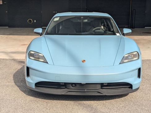 New 2025 Porsche Taycan image 6