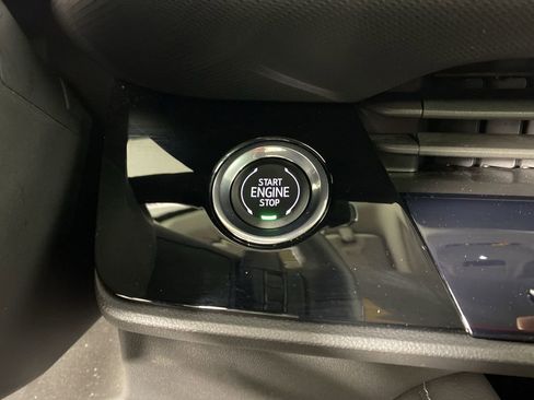 Certified 2025 Buick Envision Preferred image 18