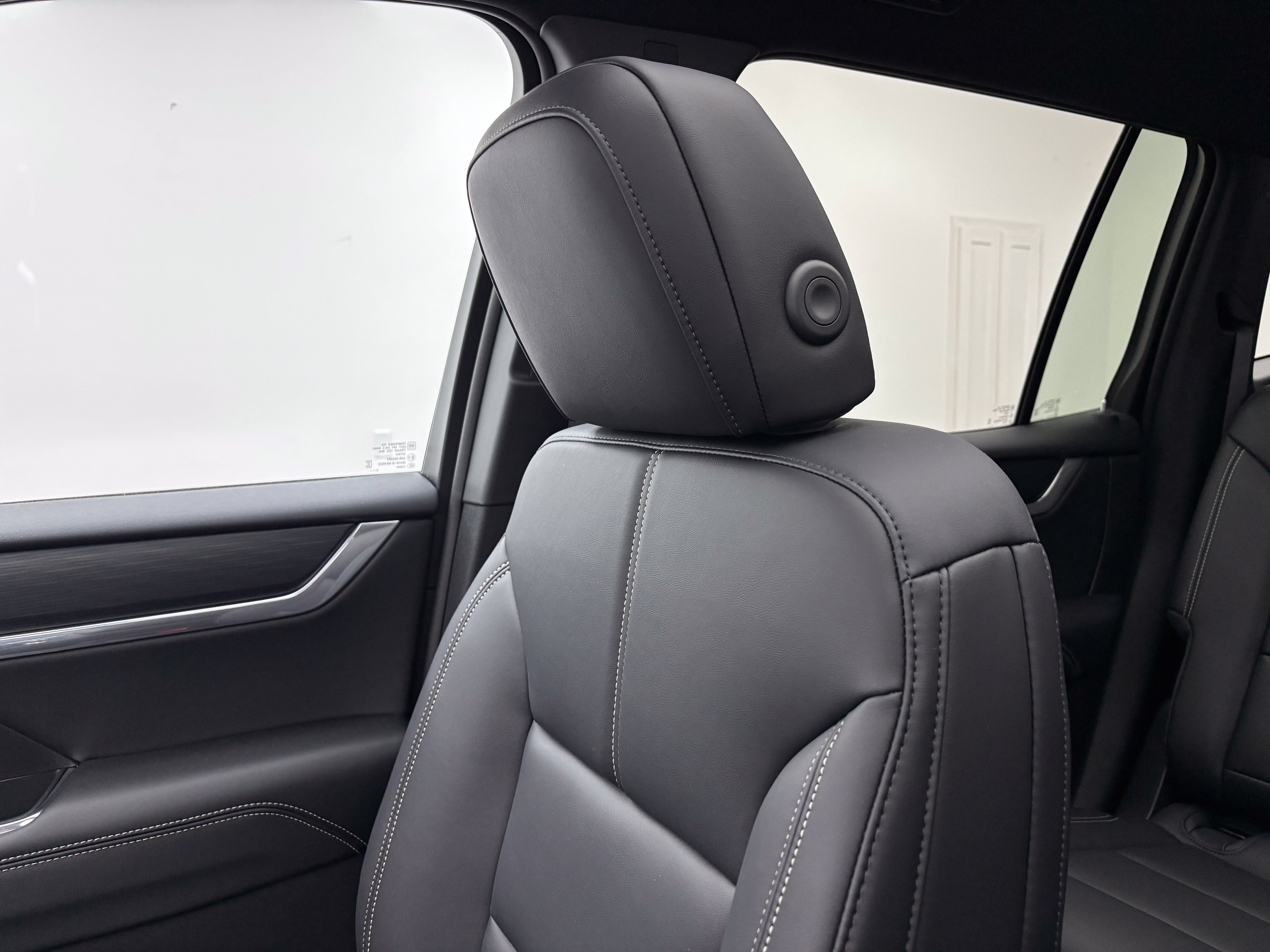 New 2027 GMC Acadia Elevation w/ Black Edition AWD/4WD image 47