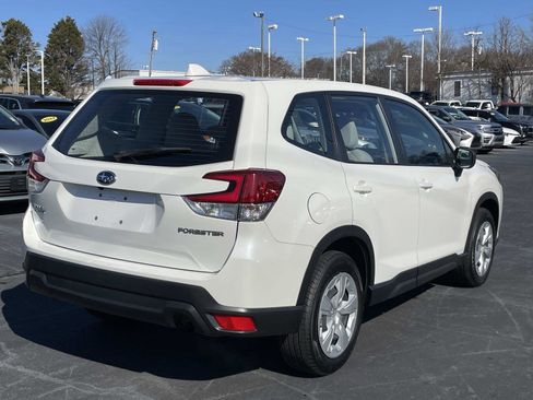Used 2023 Subaru Forester image 7