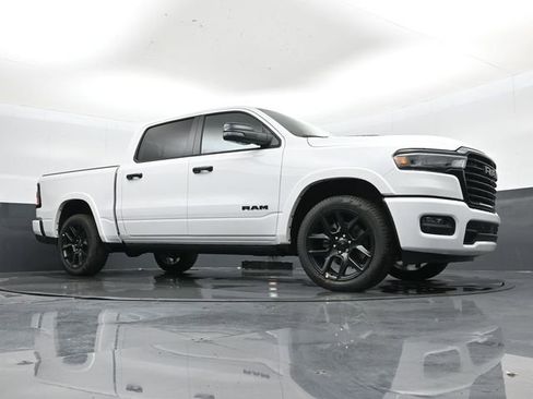 Used 2025 RAM 1500 Laramie w/ Night Edition AWD/4WD image 33