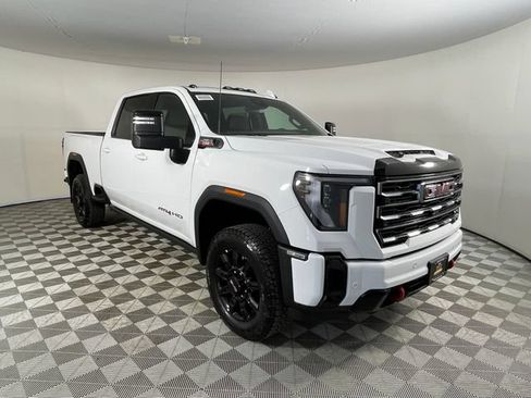 New 2026 GMC Sierra 2500 AT4 w/ AT4 Premium Plus Package AWD/4WD image 19