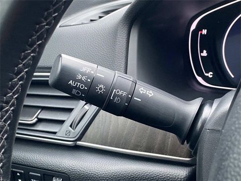 Used 2022 Honda Accord Touring image 22