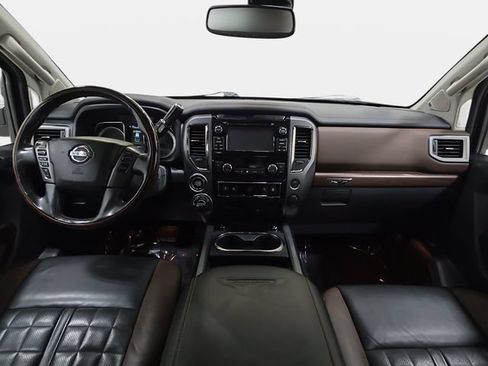 Used 2017 Nissan Titan Platinum Reserve AWD/4WD image 10