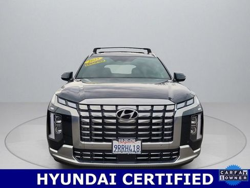 Used 2025 Hyundai Palisade Calligraphy FWD image 2