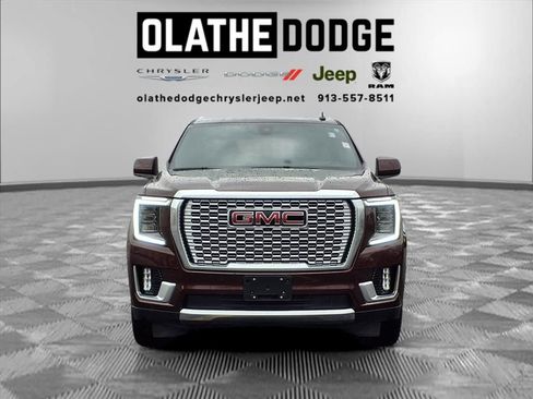 Used 2022 GMC Yukon XL Denali image 34