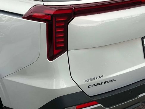 Certified 2026 Kia Carnival SX Prestige FWD image 37