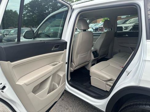 Used 2018 Volkswagen Atlas SE FWD image 13