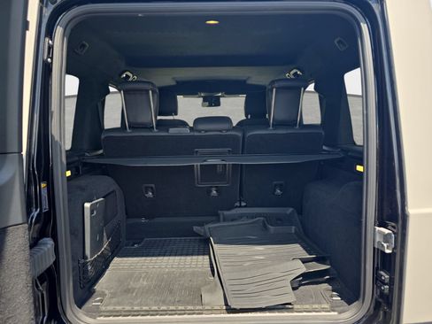 Used 2024 Mercedes-Benz G 550 image 12