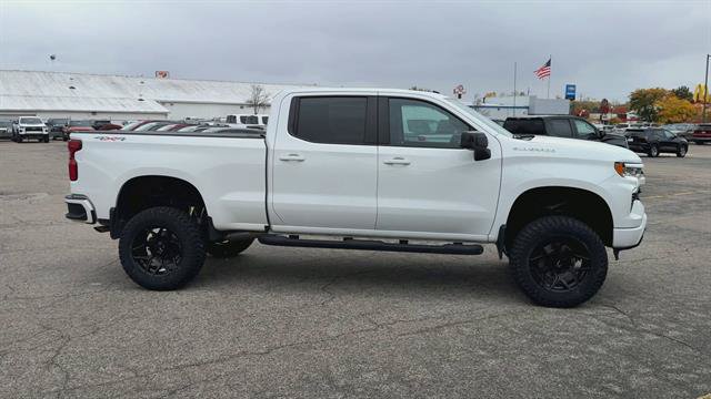 Used 2024 Chevrolet Silverado 1500 RST w/ Protection Package AWD/4WD image 9