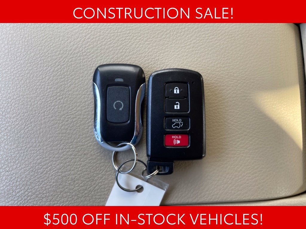 Used 2019 Toyota Highlander Limited Platinum AWD/4WD image 28