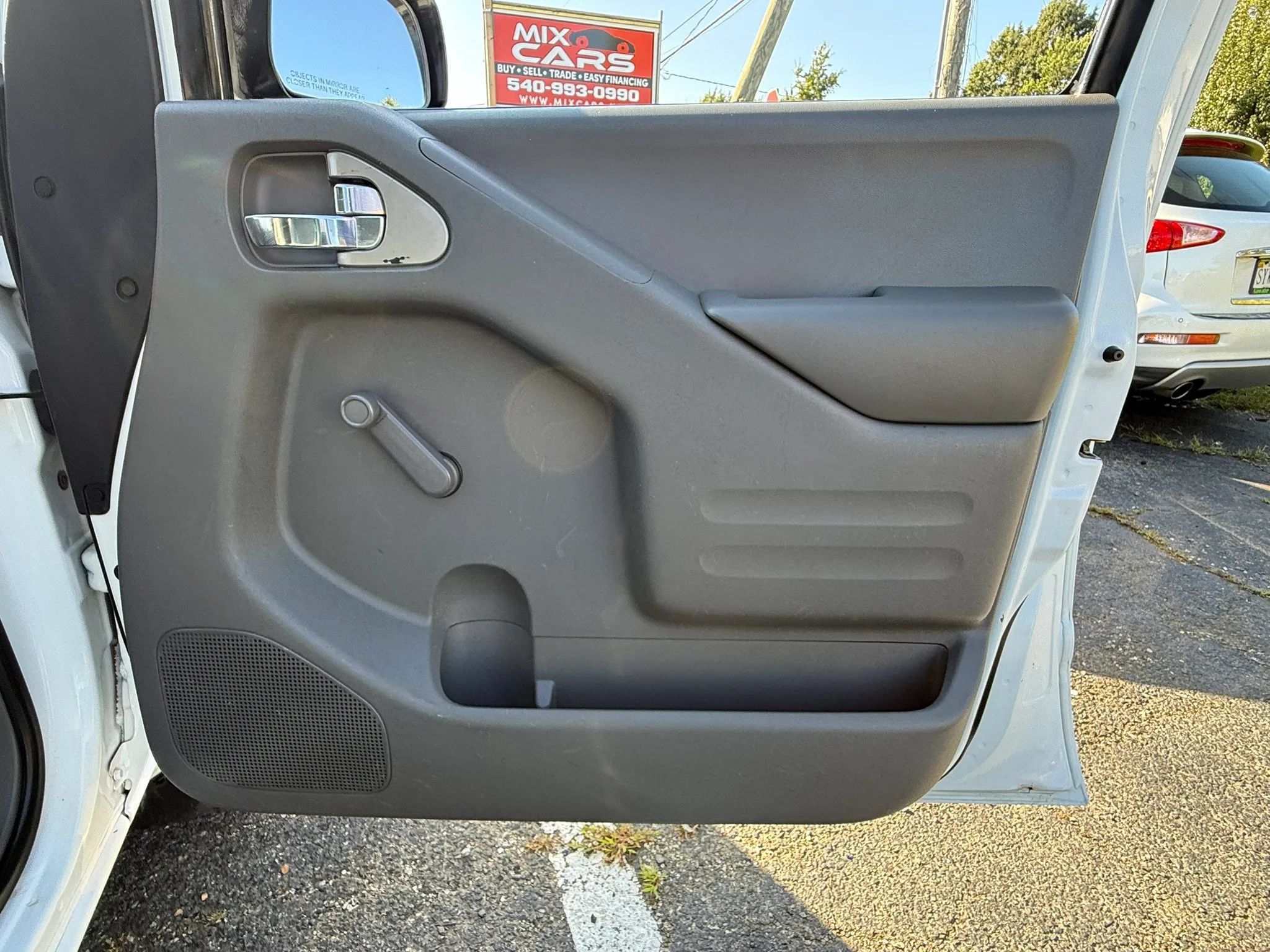 Used 2018 Nissan Frontier S w/ Work Truck Package RWD image 22
