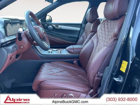 Used 2025 Genesis GV80 3.5T Prestige image 9