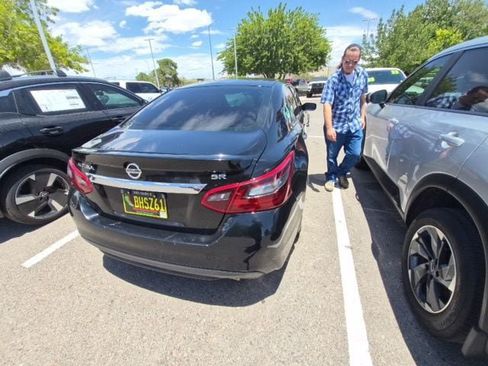 Used 2017 Nissan Altima 2.5 SR FWD image 22