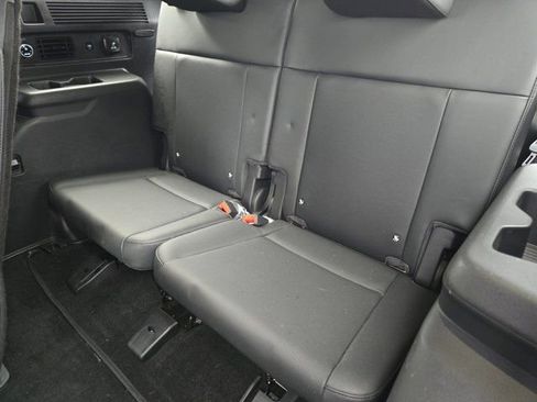 Used 2025 Hyundai Santa Fe Calligraphy AWD/4WD image 32
