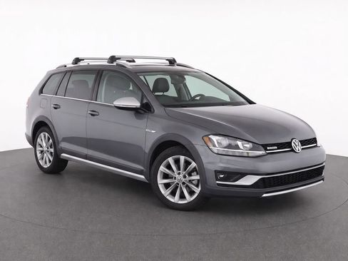 Used 2019 Volkswagen Golf Alltrack SE AWD/4WD image 2