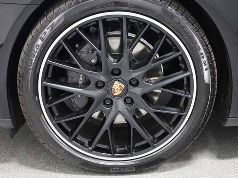 Used 2023 Porsche Panamera 4 image 39