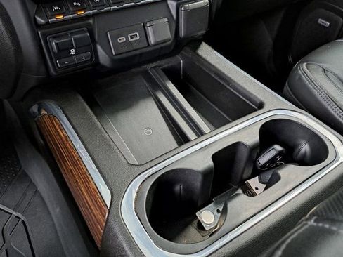 Used 2020 Chevrolet Silverado 1500 High Country w/ Trailer Camera Package image 20