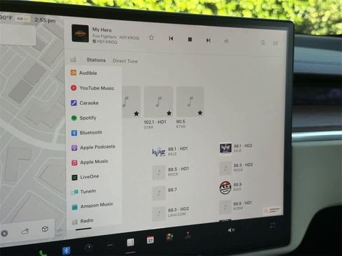 Used 2022 Tesla Model X image 16