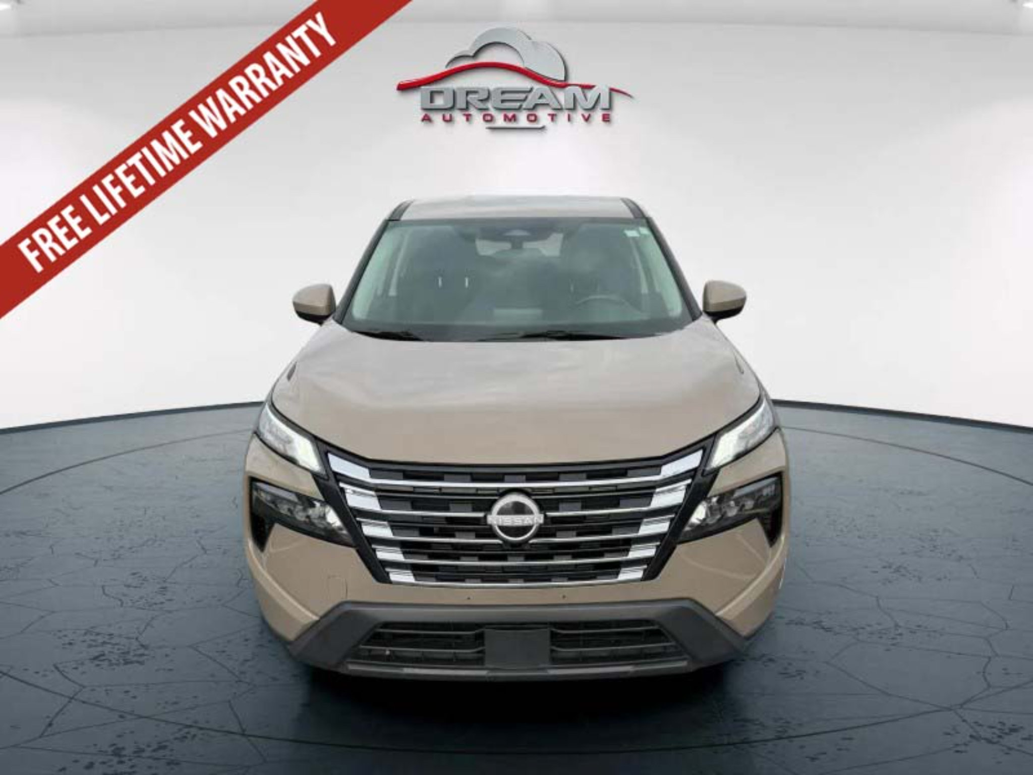 Used 2025 Nissan Rogue SV AWD/4WD image 2