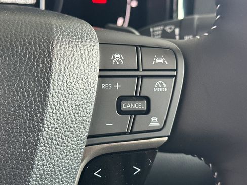 Used 2026 Toyota Camry SE image 29