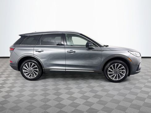 Used 2023 Lincoln Corsair Reserve w/ Equipment Group 201A FWD image 8