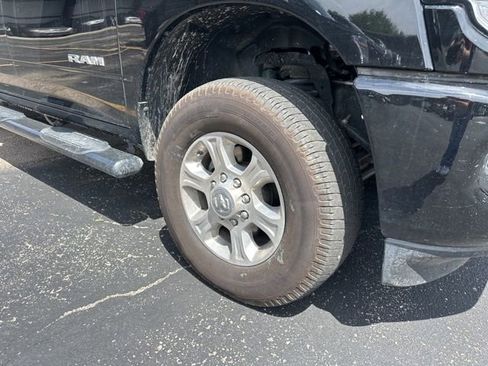Used 2024 RAM 3500 Lone Star w/ Level 2 Equipment Group AWD/4WD image 3