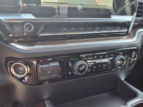 New 2026 Chevrolet Silverado 1500 RST AWD/4WD image 18